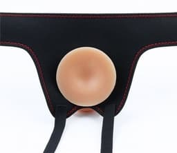 Lovetoy - 束帶連附陰囊7.5"假陽具 - 膚色